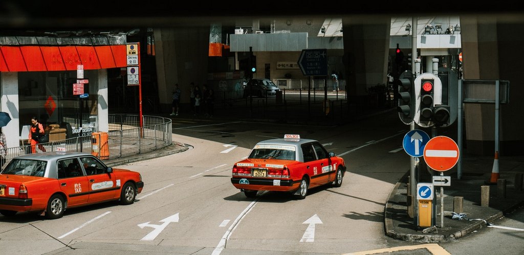 Self-driving taxis Nissan